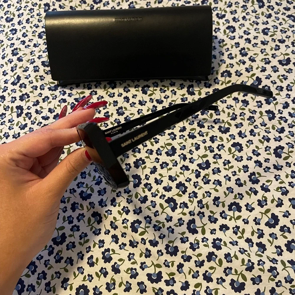 Saint Laurent Sunglasses - Picture 7 of 10